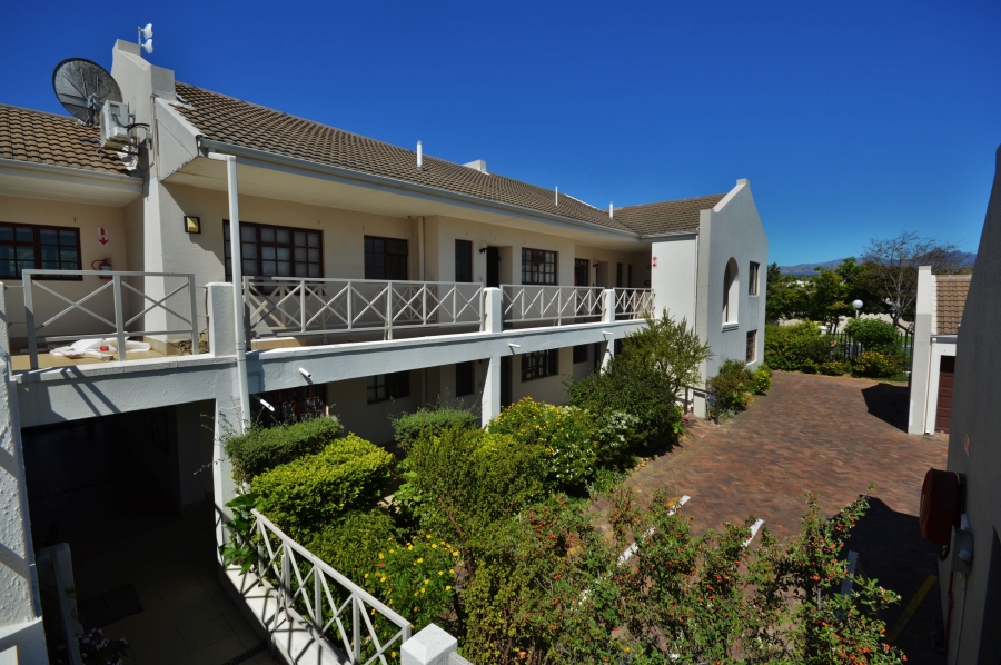3 Bedroom Property for Sale in Bizweni Western Cape